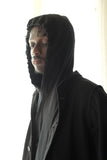 HOODED TEE